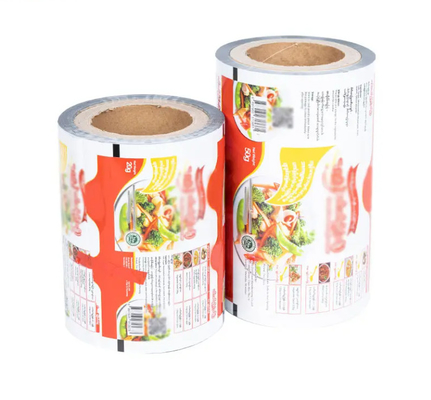Druck nach Maß Automatische Verpackungsfolie Aluminiumfolie Druck Huhnpulver Gewürze Snacks Chips Lebensmittel Verpackung Rollenfilm
