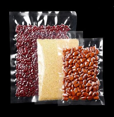 Fabrik-Direktverkauf von kundenspezifischen, dreiseitigen, versiegelten Nylon-Lebensmittelverpackungstaschen, hochtransparenten Vakuum-Lebensmitteltaschen, PE-Plastiktaschen, 100 Stück