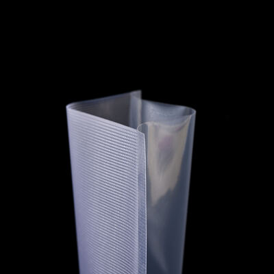 Fabrik-Direktverkauf von kundenspezifischen, dreiseitigen, versiegelten Nylon-Lebensmittelverpackungstaschen, hochtransparenten Vakuum-Lebensmitteltaschen, PE-Plastiktaschen, 100 Stück