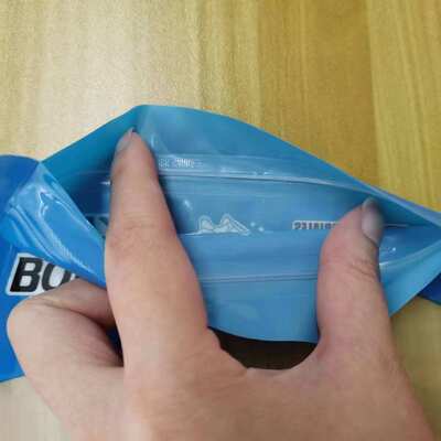 Laminierte Standbodenbeutel mit Ziplock-Ausguss, kundenspezifisch bedruckt für Lebensmittel, Snacks, Süßigkeiten, Kaffeepulver, Verpackung und Lagerung